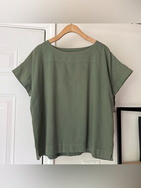 EILEEN FISHER Sage Olive green organic cotton boxy cropped short‎ sleeve shirt